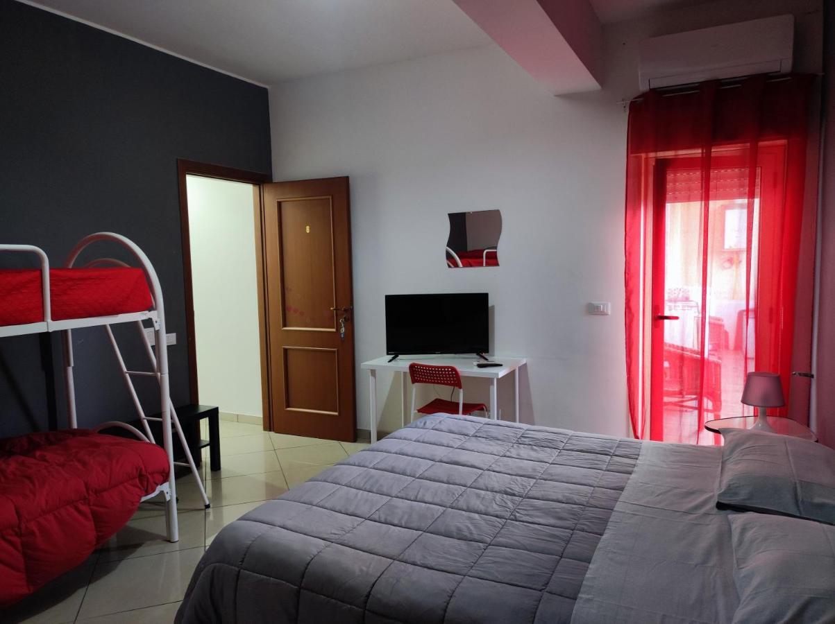 Bed And Breakfast Oasi เรจโจ ดี คาลาเบีย ภายนอก รูปภาพ