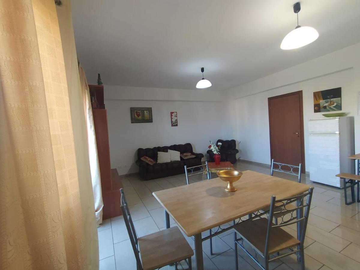 Bed And Breakfast Oasi เรจโจ ดี คาลาเบีย ภายนอก รูปภาพ
