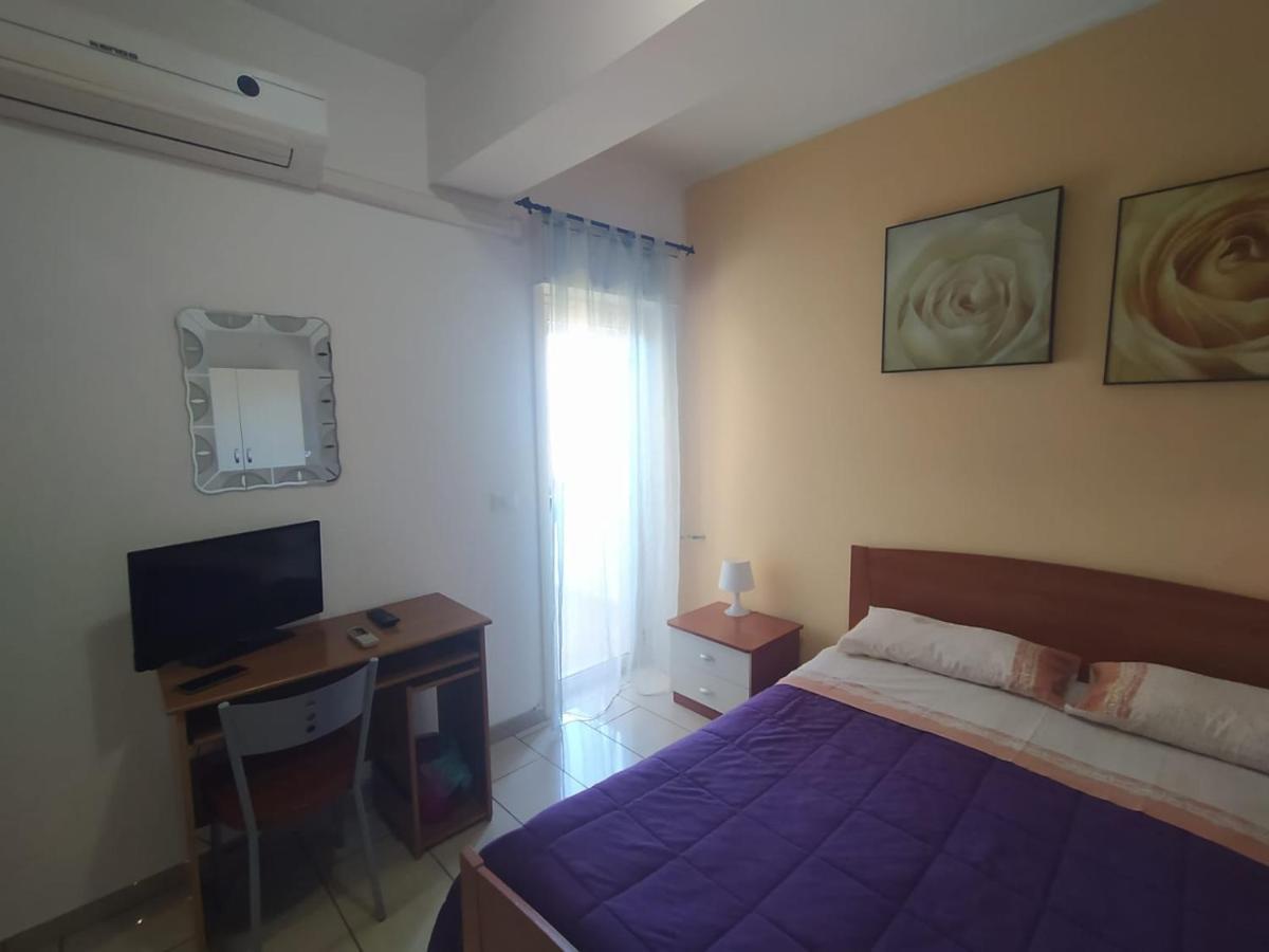 Bed And Breakfast Oasi เรจโจ ดี คาลาเบีย ภายนอก รูปภาพ