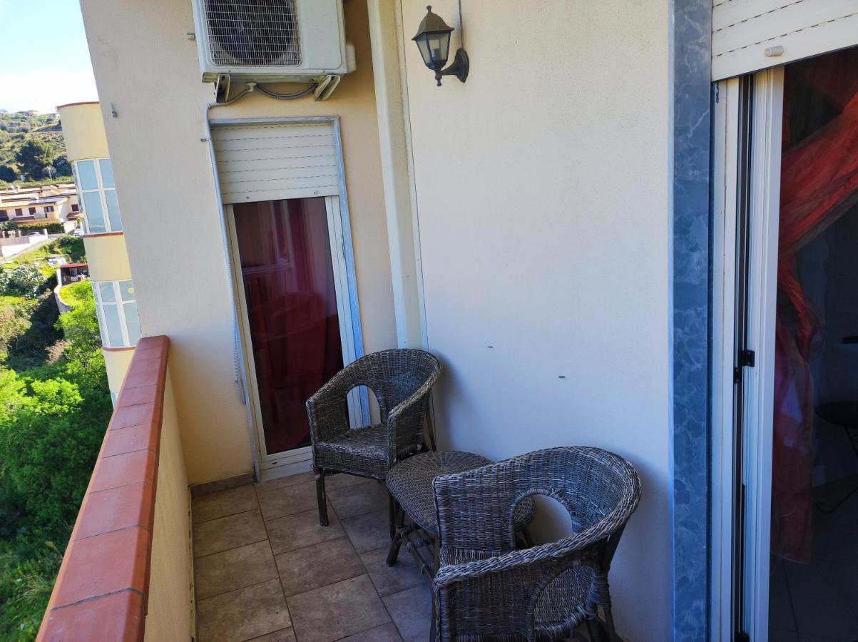 Bed And Breakfast Oasi เรจโจ ดี คาลาเบีย ภายนอก รูปภาพ