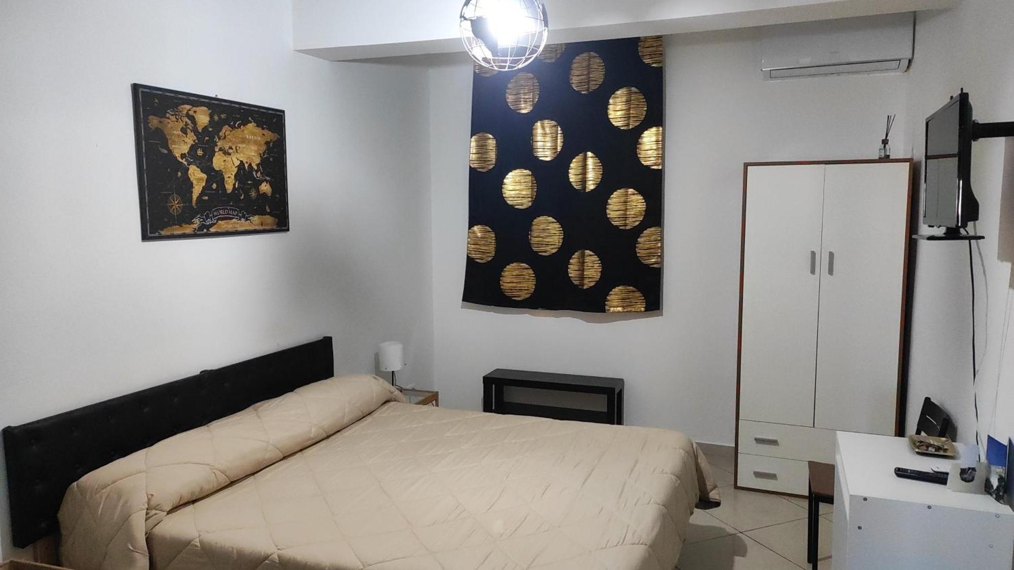 Bed And Breakfast Oasi เรจโจ ดี คาลาเบีย ภายนอก รูปภาพ